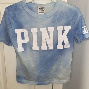 VS PINK Cropped Tee